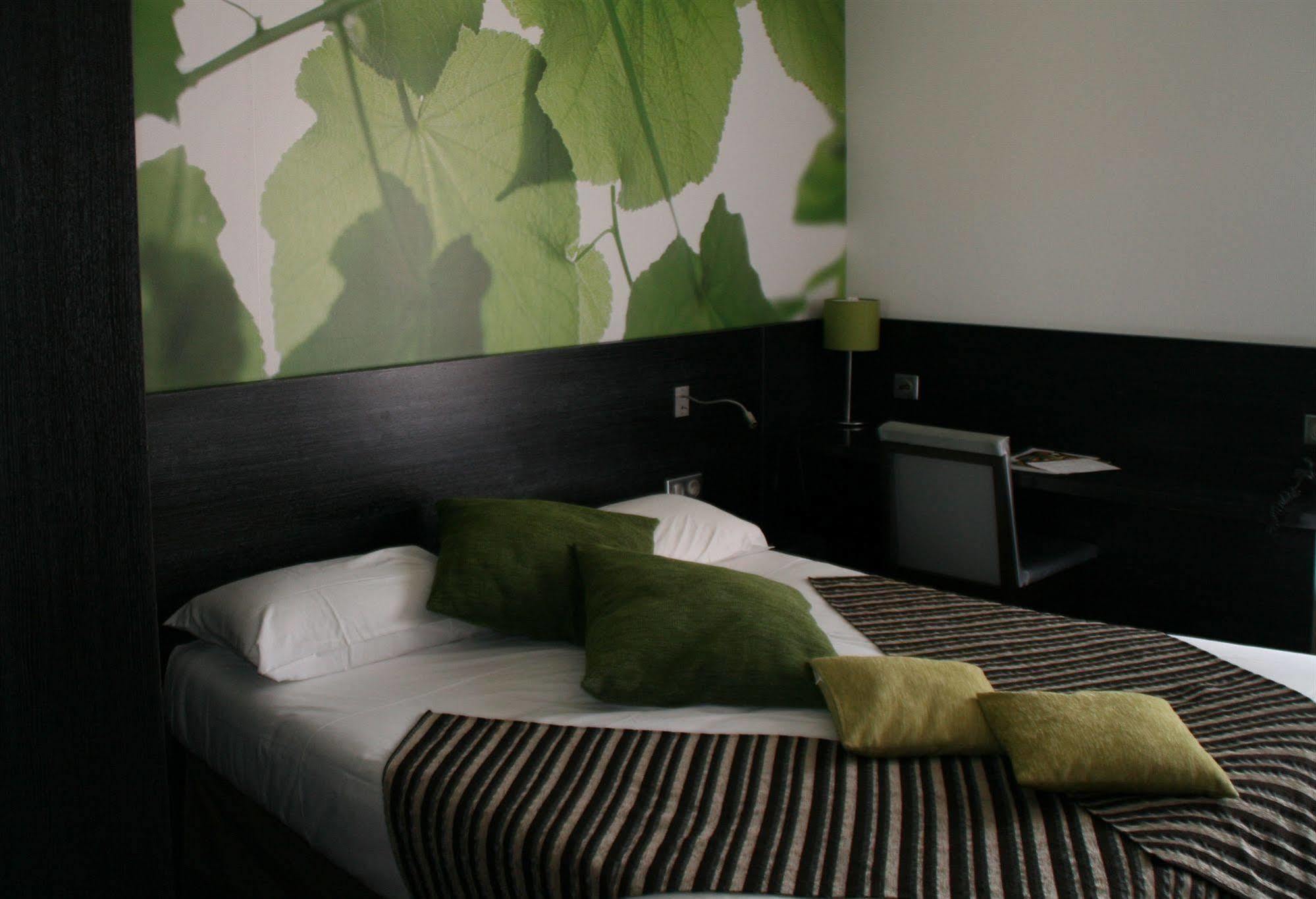 Ax Hotel Spa & Restaurant Chorges Εξωτερικό φωτογραφία