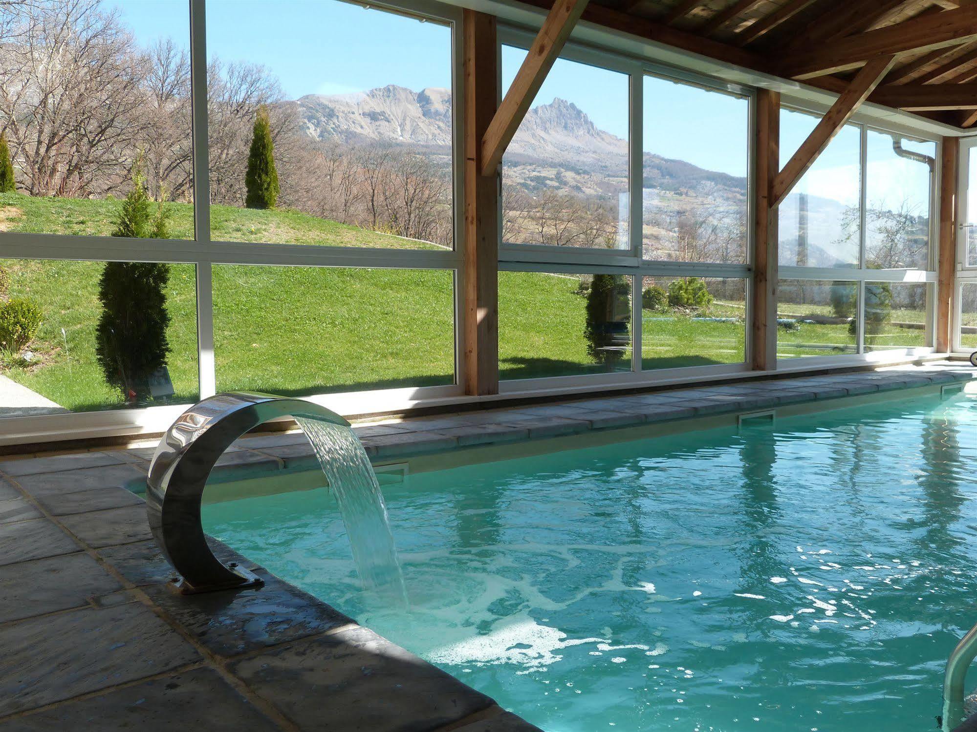 Ax Hotel Spa & Restaurant Chorges Εξωτερικό φωτογραφία