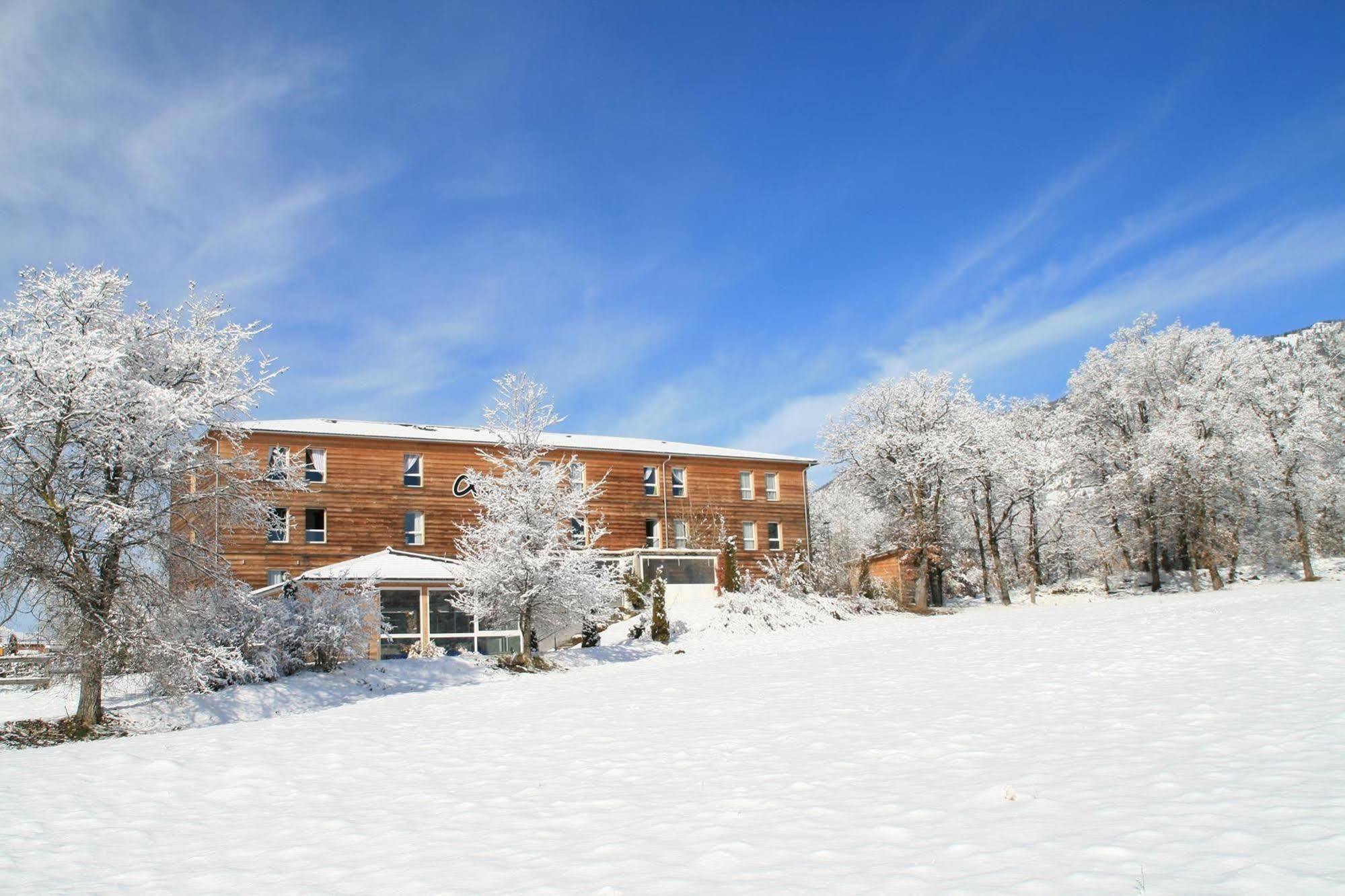 Ax Hotel Spa & Restaurant Chorges Εξωτερικό φωτογραφία